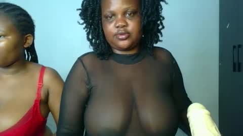 sassie_bee online show from December 20, 2025, 9:22 pm