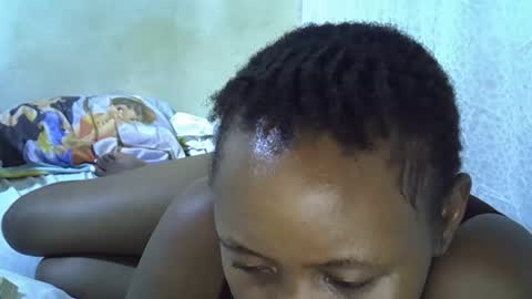 sassy_bella online show from May 5, 2026, 5:04 am