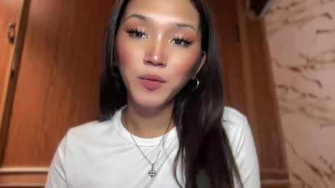 Sassygirl online show from May 5, 2026, 1:13 am