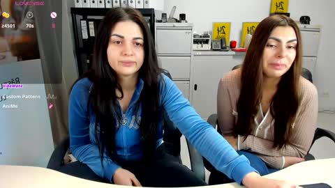 sassytiff online show from December 23, 2024, 3:44 pm