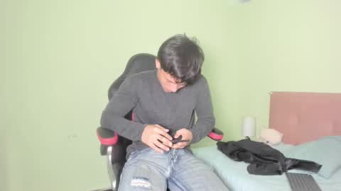 Snapshot of sasuke_uchiha12 chatting on February 23, 2025, 10:53 pm Evans Williams online show from February 23, 2025, 10:53 pm