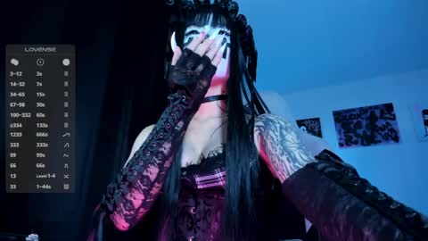 Snapshot of satanbabee_ chatting on June 6, 2026, 12:16 am im expecting 300 thumbs up on my altar online show from June 6, 2026, 12:16 am
