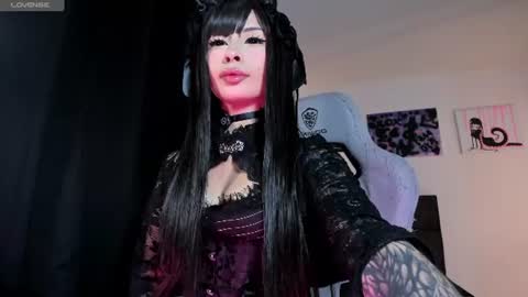 Snapshot of satanbabee_ chatting on July 13, 2026, 12:57 am im expecting 300 thumbs up on my altar online show from July 13, 2026, 12:57 am