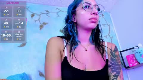 Saturnooo online show from May 11, 2026, 12:16 am