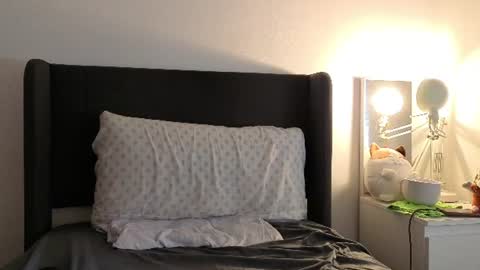 saturno_vibes online show from July 10, 2026, 2:41 pm