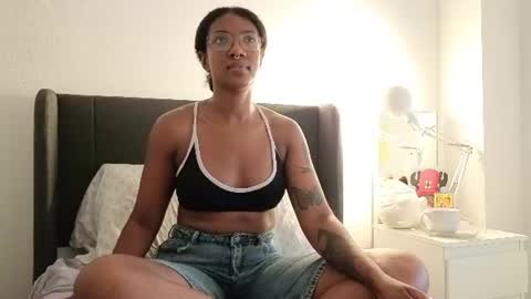 saturno_vibes online show from July 20, 2026, 4:09 pm