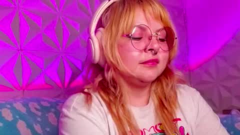 Gina George online show from October 8, 2025, 11:57 pm