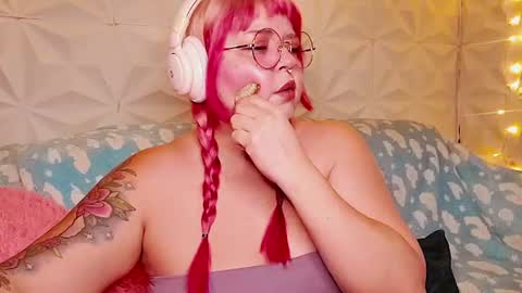 Gina George online show from June 23, 2026, 12:52 am