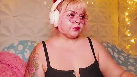 Gina George online show from July 1, 2026, 11:04 pm