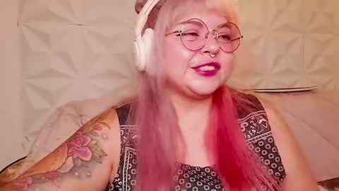 Gina George online show from July 30, 2026, 12:09 am