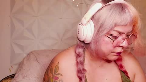 Gina George online show from August 1, 2026, 1:38 am