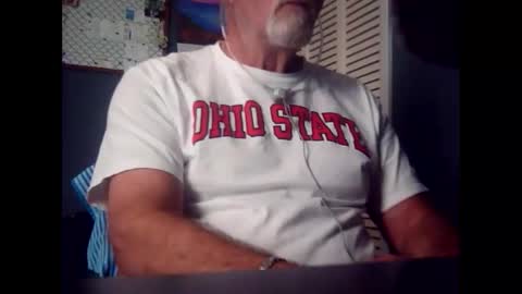 Snapshot of satyr64 chatting on October 26, 2025, 2:01 pm satyr64 online show from October 26, 2025, 2:01 pm