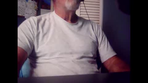 Snapshot of satyr64 chatting on October 29, 2025, 2:19 pm satyr64 online show from October 29, 2025, 2:19 pm