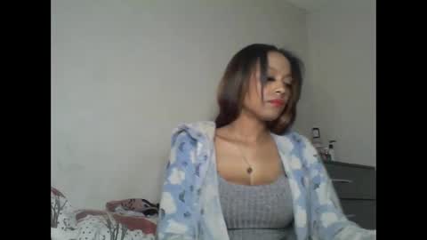 Snapshot of saucy_shanice chatting on February 17, 2025, 1:36 am Shaniiice online show from February 17, 2025, 1:36 am