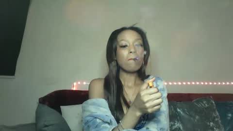 Snapshot of saucy_shanice chatting on February 27, 2025, 7:47 pm Shaniiice online show from February 27, 2025, 7:47 pm