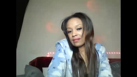 Snapshot of saucy_shanice chatting on February 28, 2025, 2:09 am Shaniiice online show from February 28, 2025, 2:09 am