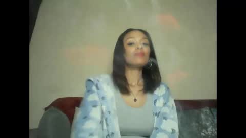 Snapshot of saucy_shanice chatting on September 11, 2025, 9:37 pm Shaniiice online show from September 11, 2025, 9:37 pm