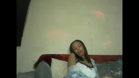 Snapshot of saucy_shanice chatting on September 23, 2025, 9:07 pm Shaniiice online show from September 23, 2025, 9:07 pm