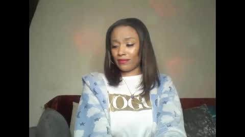 Snapshot of saucy_shanice chatting on September 25, 2025, 8:34 pm Shaniiice online show from September 25, 2025, 8:34 pm