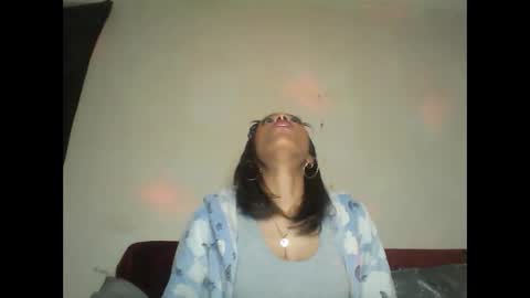Snapshot of saucy_shanice chatting on October 3, 2025, 8:39 pm Shaniiice online show from October 3, 2025, 8:39 pm