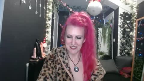 SaucySky online show from December 2, 2024, 10:01 pm
