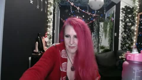 SaucySky online show from December 6, 2024, 1:40 am