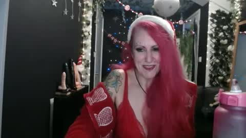 SaucySky online show from December 6, 2024, 11:57 pm