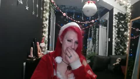 SaucySky online show from December 24, 2024, 9:22 pm