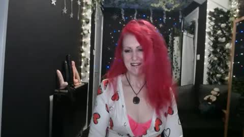 SaucySky online show from February 5, 2025, 10:33 pm