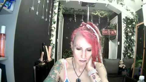 SaucySky online show from May 4, 2026, 9:11 pm