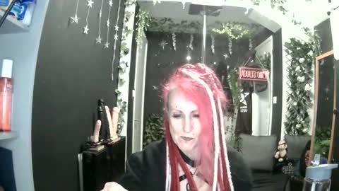 SaucySky online show from May 6, 2026, 9:20 pm