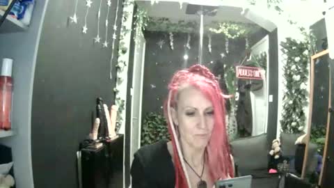 SaucySky online show from May 7, 2026, 10:37 pm