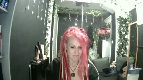 SaucySky online show from June 11, 2026, 9:57 pm