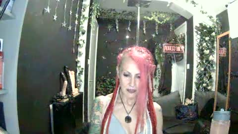 SaucySky online show from June 15, 2026, 8:55 pm