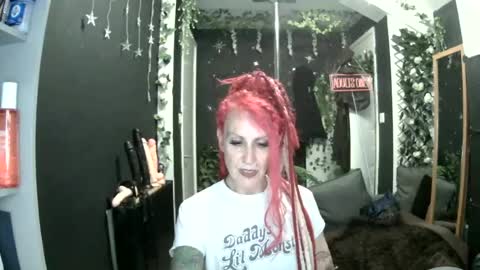 SaucySky online show from June 27, 2026, 7:52 pm