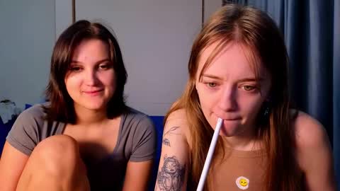 Snapshot of sav_anna chatting on September 29, 2025, 5:29 pm LUNA and ANNA    online show from September 29, 2025, 5:29 pm