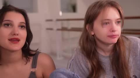 Snapshot of sav_anna chatting on October 24, 2025, 2:46 pm LUNA and ANNA    online show from October 24, 2025, 2:46 pm