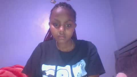 savage_kendy online show from January 15, 2025, 7:44 pm