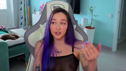 Snapshot of savage_lust_ chatting on April 17, 2026, 3:53 am Ariel online show from April 17, 2026, 3:53 am