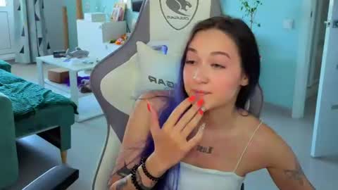 Ariel online show from June 15, 2026, 4:36 am