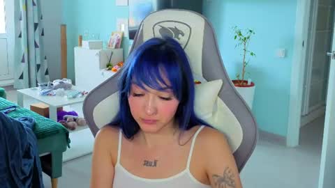 Ariel online show from June 26, 2026, 5:23 am