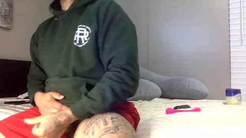 Snapshot of savagebullxxx chatting on December 14, 2024, 3:07 am savagebullxxx online show from December 14, 2024, 3:07 am