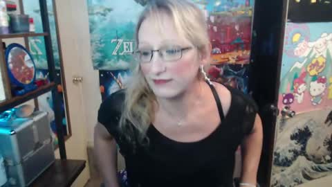 Savanah online show from September 9, 2025, 3:55 pm
