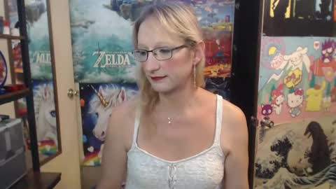 Snapshot of savanah_banana chatting on September 28, 2025, 2:17 am Savanah online show from September 28, 2025, 2:17 am