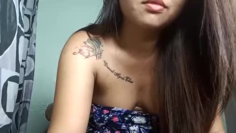 Y online show from November 26, 2025, 3:35 pm