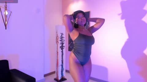 S a v a n n a h  online show from March 10, 2025, 12:48 pm