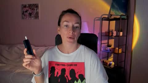 save the qween online show from September 9, 2025, 8:58 am