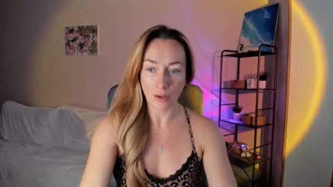 save the qween online show from October 11, 2025, 10:47 am