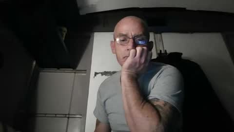 Snapshot of saveamouseatapussy chatting on November 16, 2025, 11:05 am saveamouseatapussy online show from November 16, 2025, 11:05 am