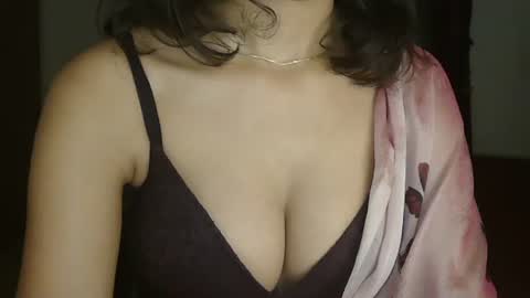 saxee online show from August 5, 2026, 1:36 pm